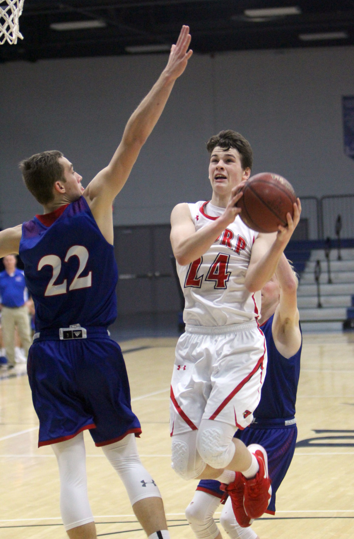 Thorp boys basketball vs Mondovi at UW-Stout 12-1-18
